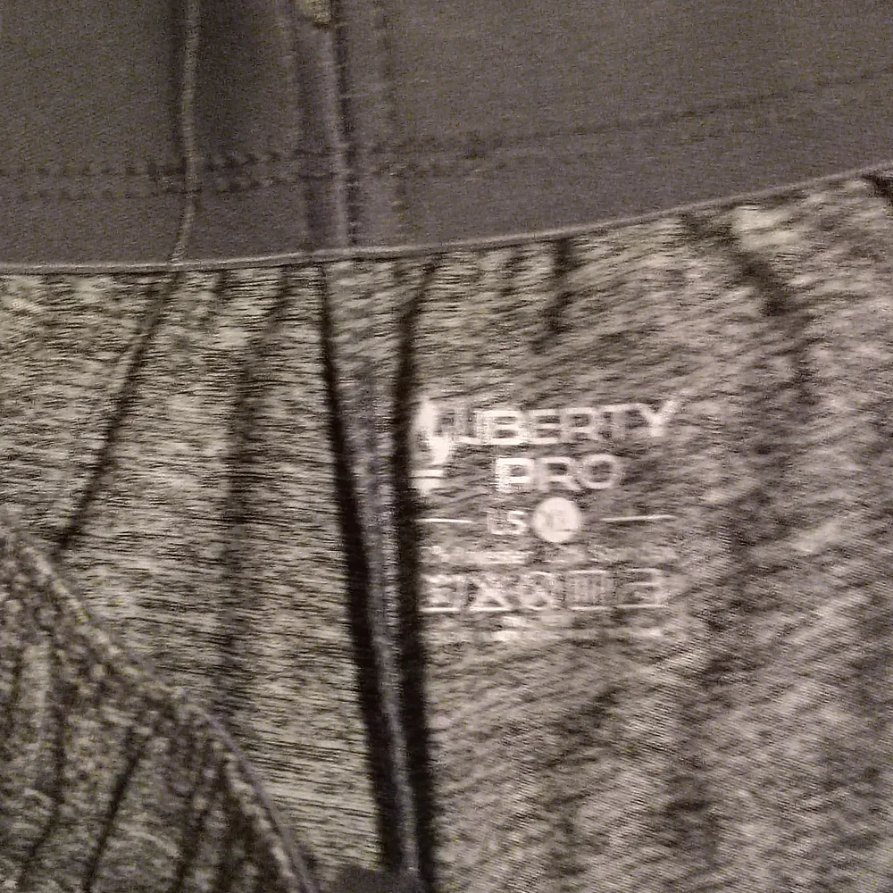 Heather Gray Women's Athletic Shorts NWOT - Picture 3 of 4